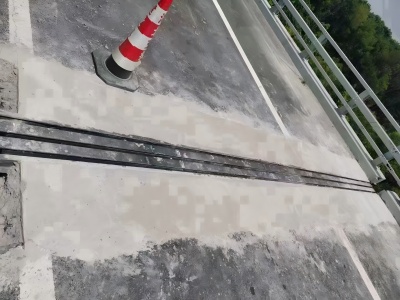 阿瓦提伸缩缝更换后浇筑材料快速结构修补料速砼的产品特点及施工流程​